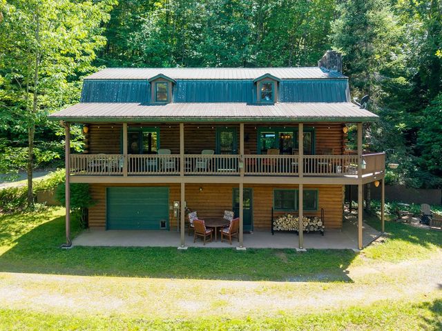 163 Winchester Cove Lane, Hayesville, NC 28904
