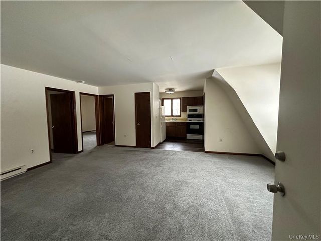 15 Kelly Lane D, Pine Bush, NY 12566