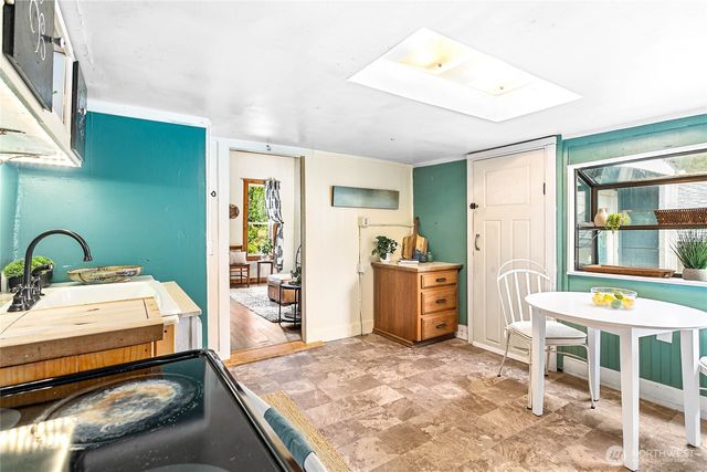 1814 Wilson Avenue, Bellingham, WA 98225