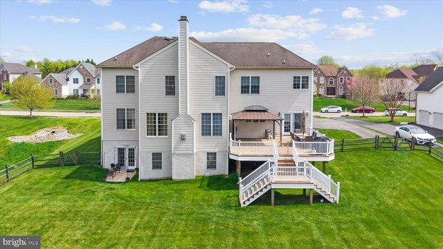 33 WATERTON DR, Bear, DE 19701