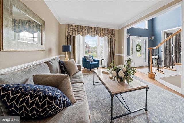 33 WATERTON DR, Bear, DE 19701