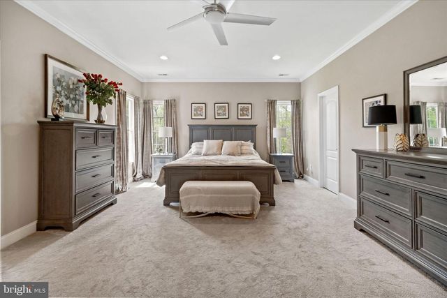 33 WATERTON DR, Bear, DE 19701