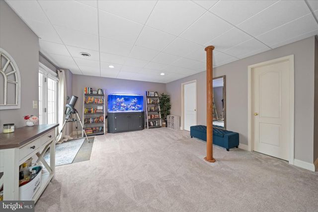 33 WATERTON DR, Bear, DE 19701