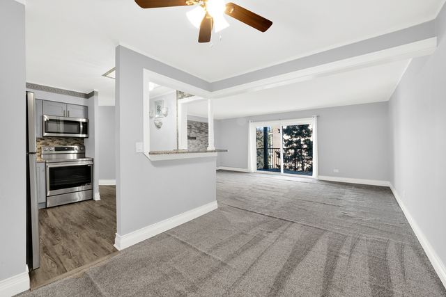 2300 Beau Monde Terrace 309, Lisle, IL 60532