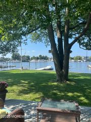 12 Lori Road, Monmouth Beach, NJ 07750