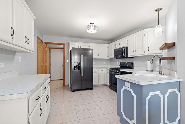 8828 Clifton Way, Mokena, IL 60448