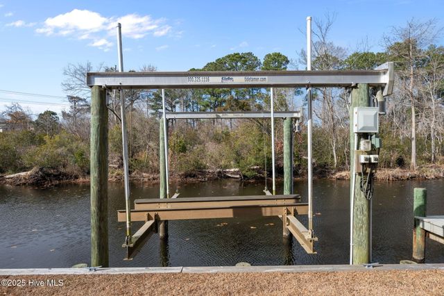 2418 Turtle Bay Drive, New Bern, NC 28562