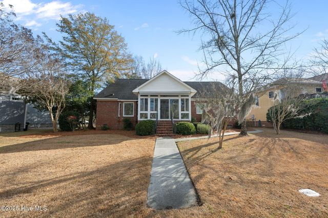 2418 Turtle Bay Drive, New Bern, NC 28562