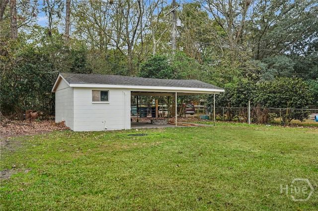 315 E 65th Street, Savannah, GA 31405