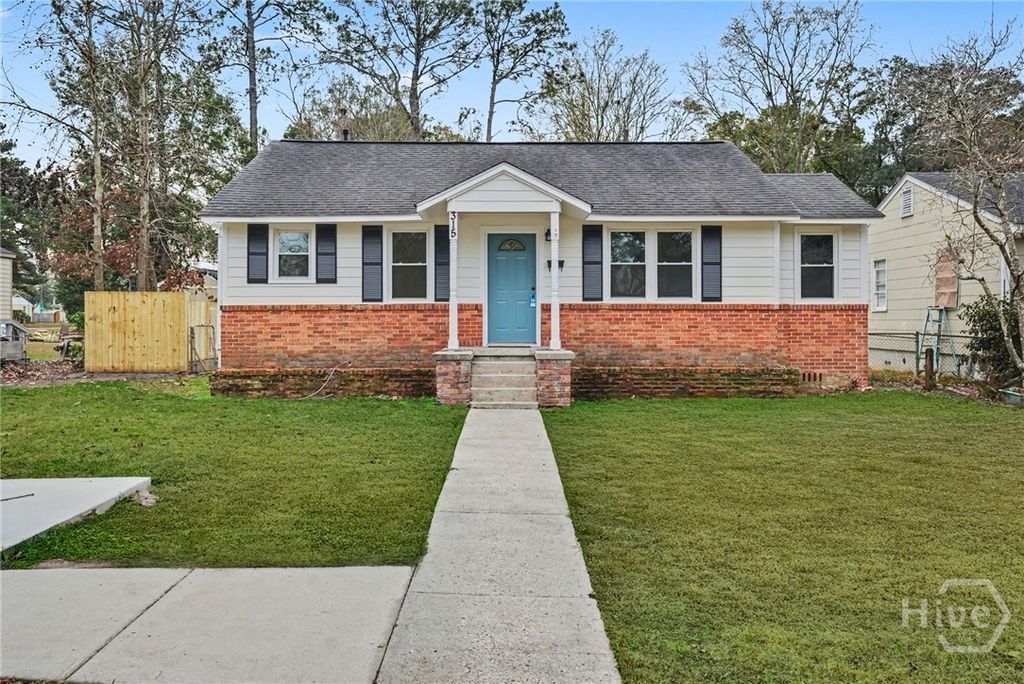 315 E 65th Street, Savannah, GA 31405