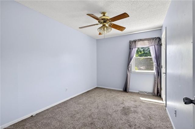 5378 Buxbury Court, Walkertown, NC 27051
