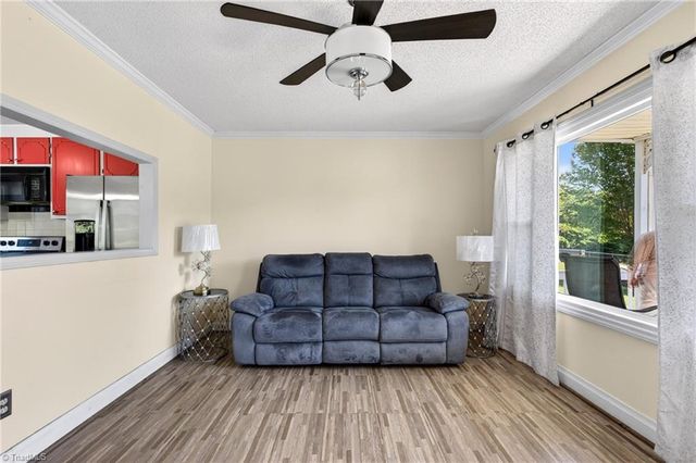 5378 Buxbury Court, Walkertown, NC 27051