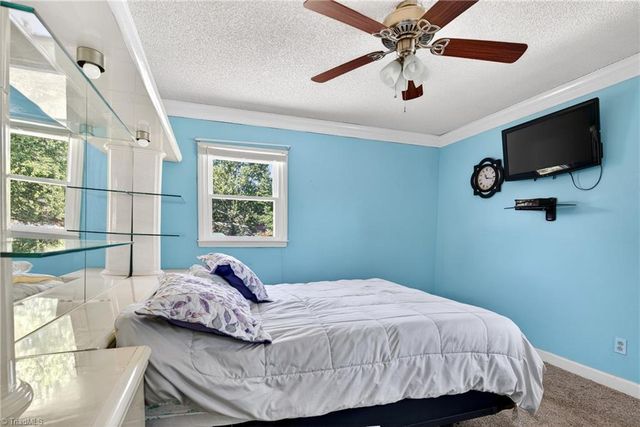 5378 Buxbury Court, Walkertown, NC 27051