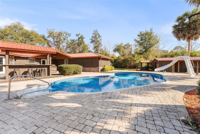 137 SW MEADOW TERRACE, Lake City, FL 32024