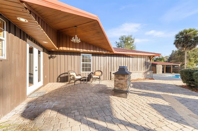 137 SW MEADOW TERRACE, Lake City, FL 32024