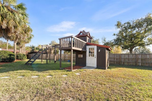 137 SW MEADOW TERRACE, Lake City, FL 32024