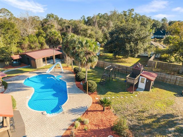 137 SW MEADOW TERRACE, Lake City, FL 32024