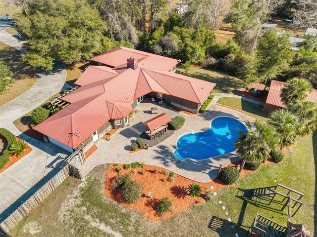 137 SW MEADOW TERRACE, Lake City, FL 32024