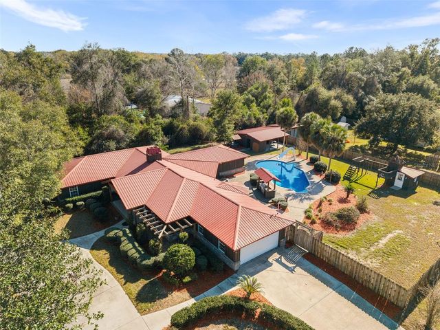 137 SW MEADOW TERRACE, Lake City, FL 32024