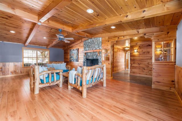 137 SW MEADOW TERRACE, Lake City, FL 32024