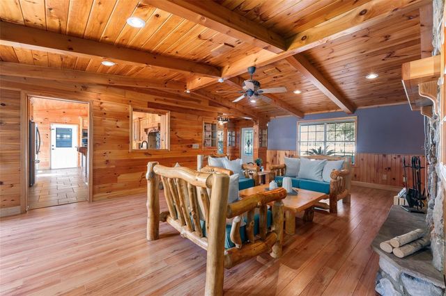 137 SW MEADOW TERRACE, Lake City, FL 32024