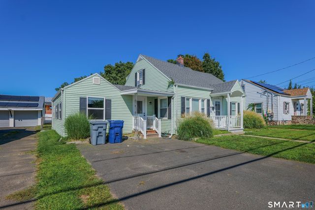 19 East Maple Street, Plainville, CT 06062