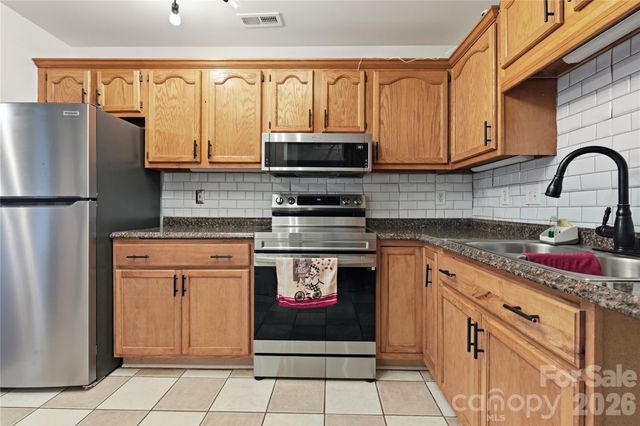 19 Krista Circle E, Candler, NC 28715