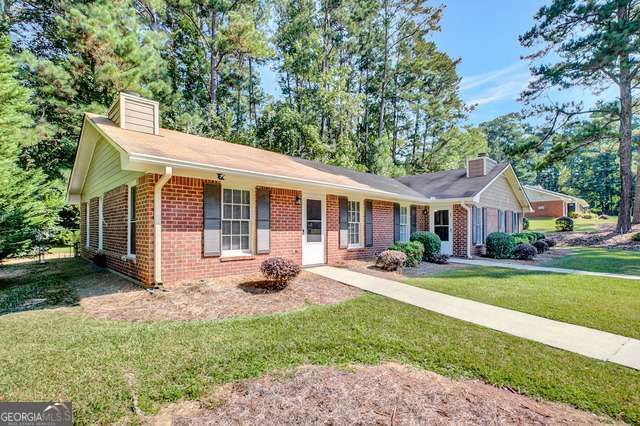 125 Belle Drive, Fayetteville, GA 30214