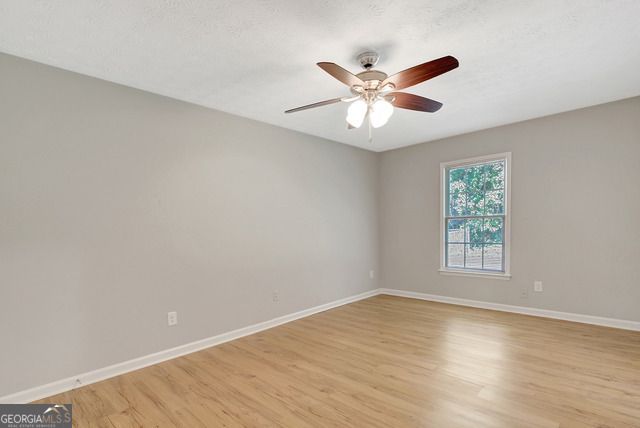 125 Belle Drive, Fayetteville, GA 30214