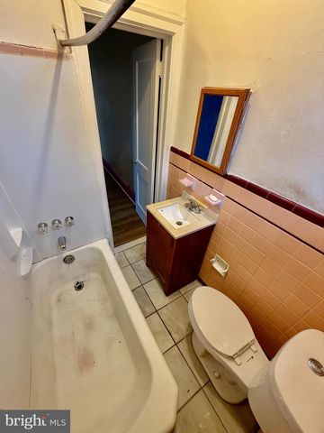 1016 W DUNCANNON AVE, Philadelphia, PA 19141