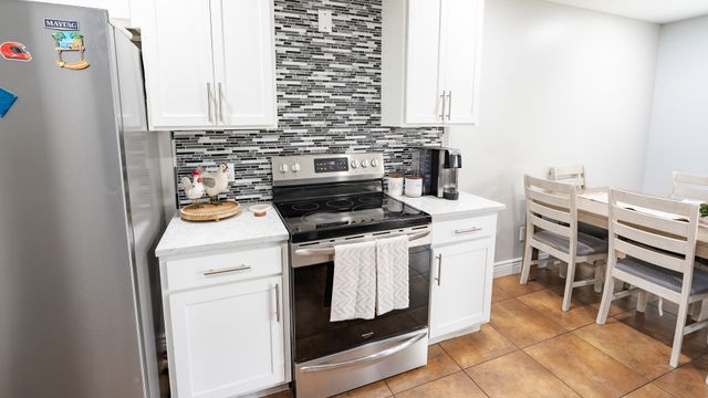 3036 Caballero Circle, Dallas, TX 75236