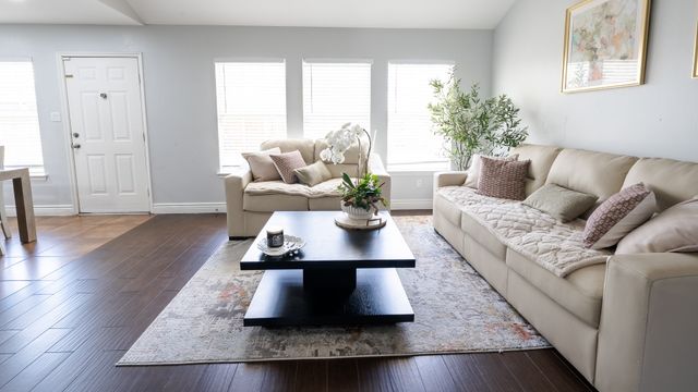 3036 Caballero Circle, Dallas, TX 75236