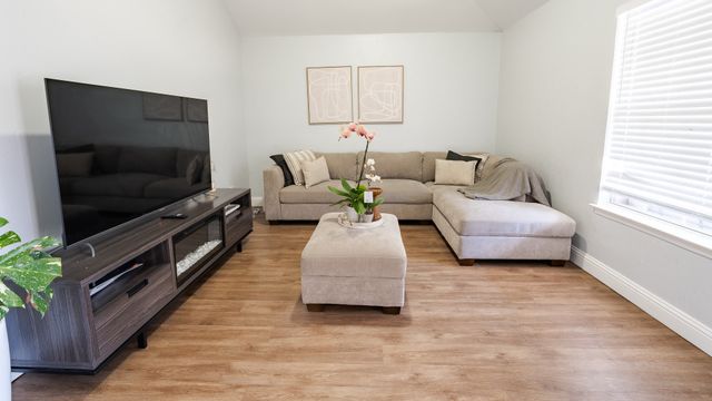 3036 Caballero Circle, Dallas, TX 75236