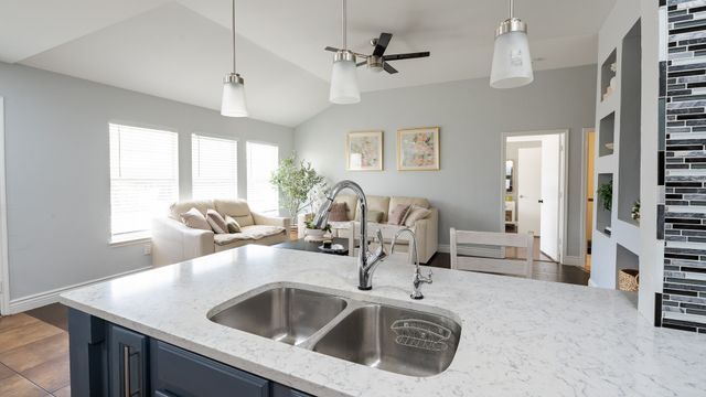 3036 Caballero Circle, Dallas, TX 75236