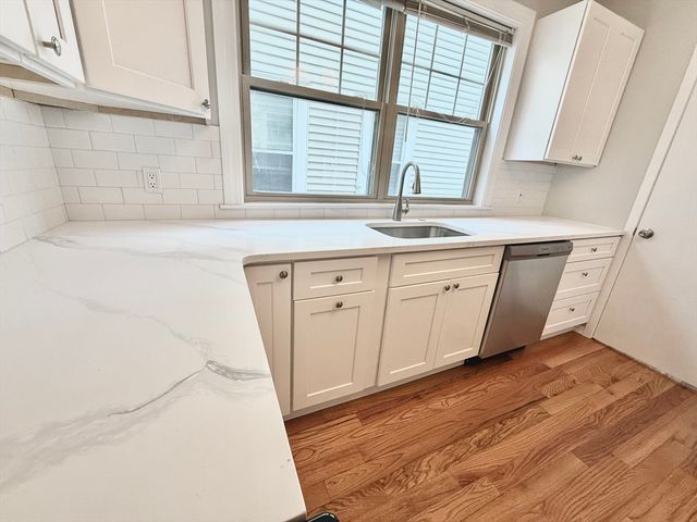 184 Boston St 2, Boston, MA 02125