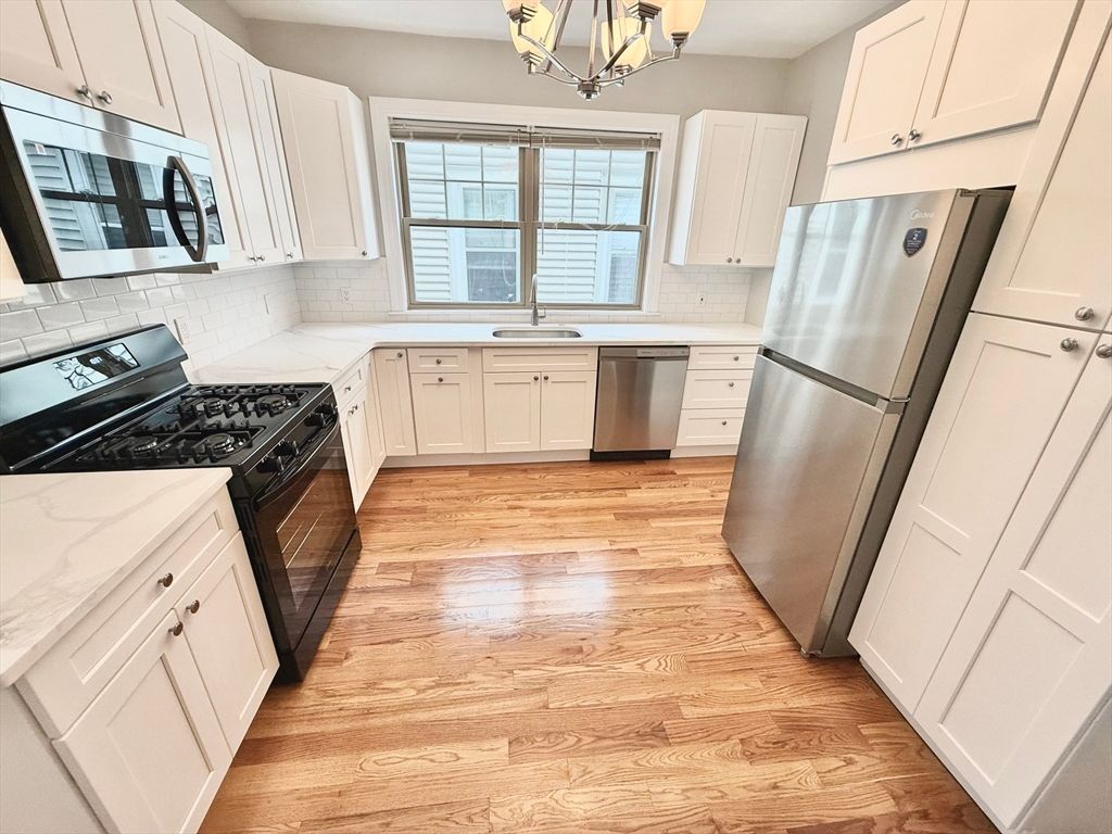 184 Boston St 2, Boston, MA 02125