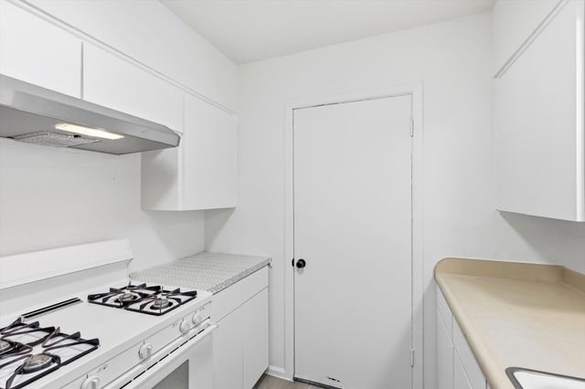 2649 Hillsboro Avenue, Dallas, TX 75228