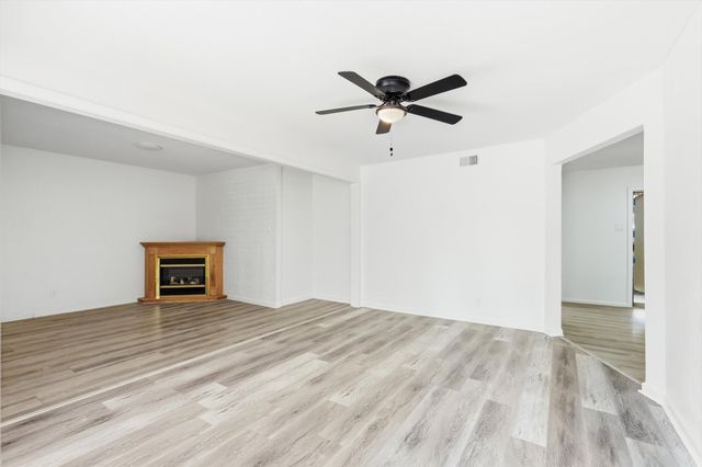 2649 Hillsboro Avenue, Dallas, TX 75228