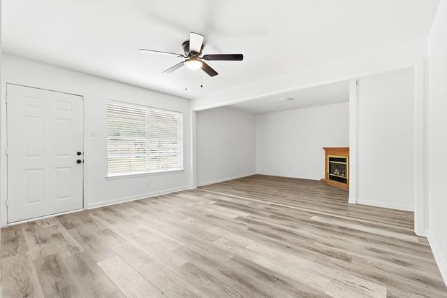 2649 Hillsboro Avenue, Dallas, TX 75228