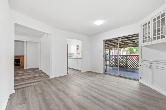 2649 Hillsboro Avenue, Dallas, TX 75228