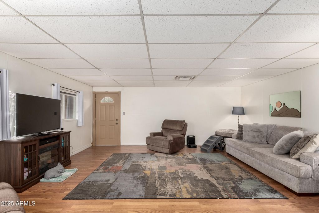 Image 22 of property listing at 4804 S ELM Street, Tempe, AZ 85282