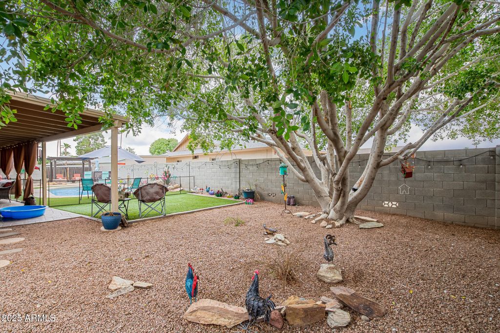 Image 34 of property listing at 4804 S ELM Street, Tempe, AZ 85282