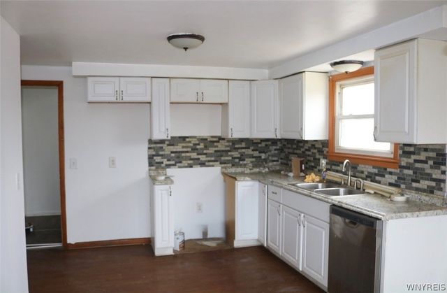 35 Crandon Boulevard, Cheektowaga, NY 14225