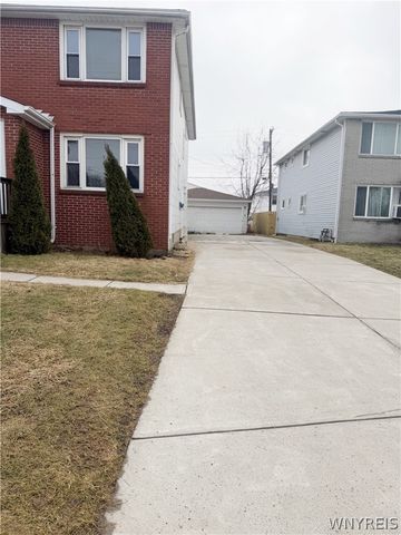 35 Crandon Boulevard, Cheektowaga, NY 14225