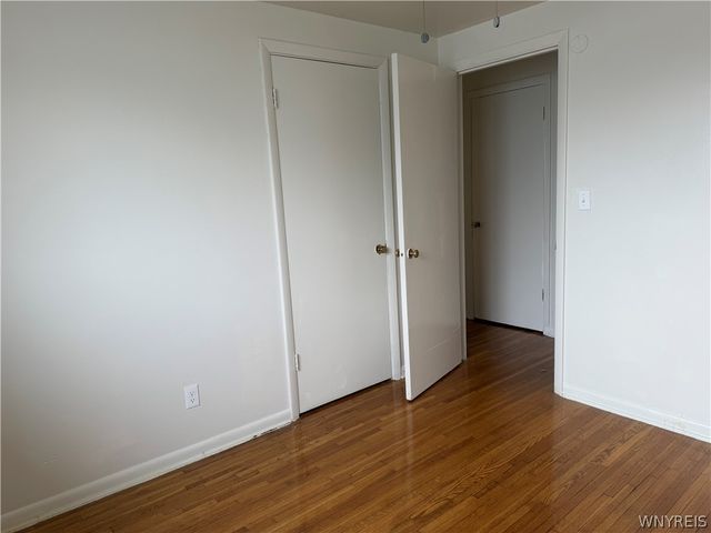 35 Crandon Boulevard, Cheektowaga, NY 14225