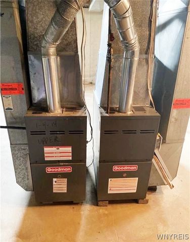 35 Crandon Boulevard, Cheektowaga, NY 14225