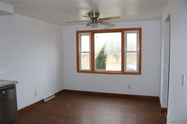 35 Crandon Boulevard, Cheektowaga, NY 14225