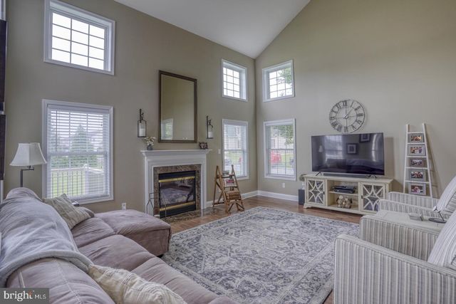163 MANNERING DR, Dover, DE 19901