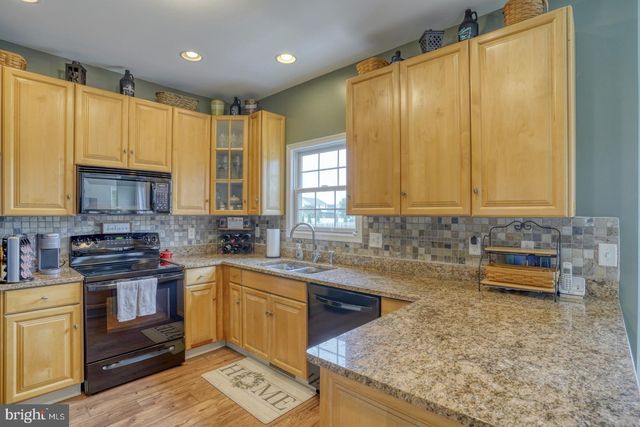 163 MANNERING DR, Dover, DE 19901