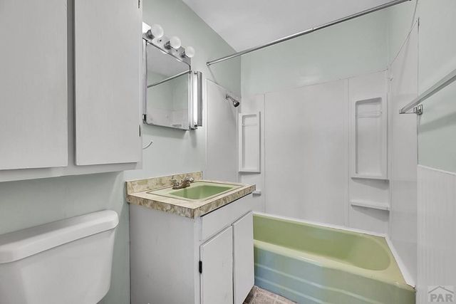 1015 E 3rd St, Pueblo, CO 81001